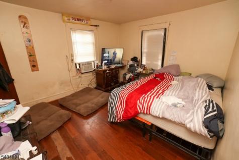425 Dewitt Avenue Belleville NJ 07109