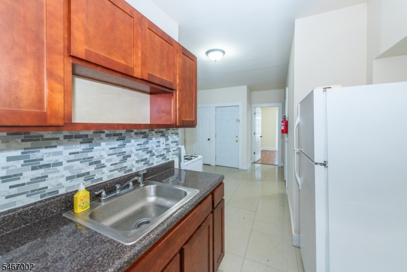 71 Mercer Street Paterson NJ 07524