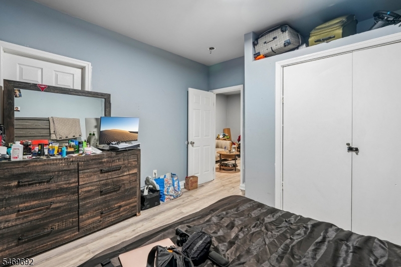 24 20TH Avenue Paterson NJ 07501