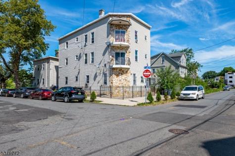 369 21ST Street Irvington NJ 07111