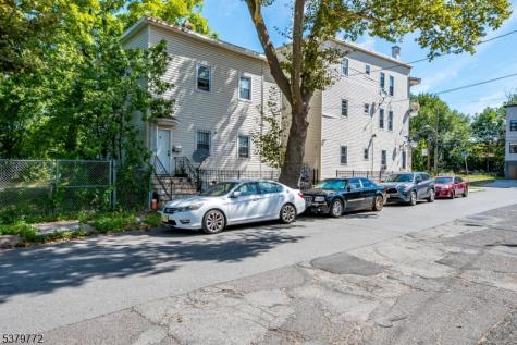 369 21ST Street Irvington NJ 07111