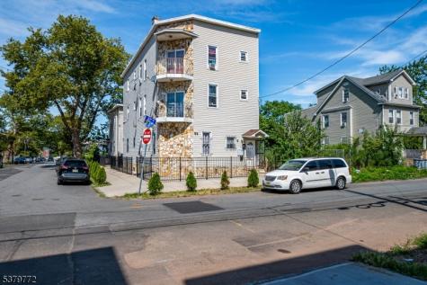 369 21ST Street Irvington NJ 07111
