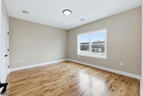 109 N 7th Street Newark NJ 07107