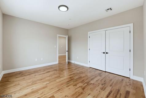 109 N 7th Street Newark NJ 07107