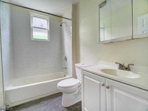 1035 Hunterdon Street Newark NJ 07112