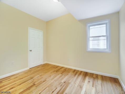 1035 Hunterdon Street Newark NJ 07112