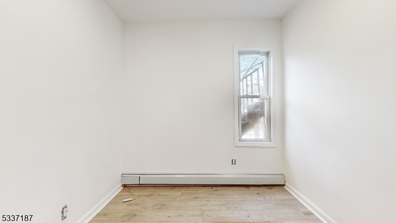 321 Amherst Street East Orange NJ 07018
