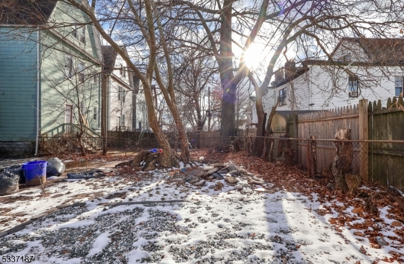 321 Amherst Street East Orange NJ 07018