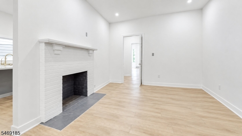 321 Amherst Street East Orange NJ 07018