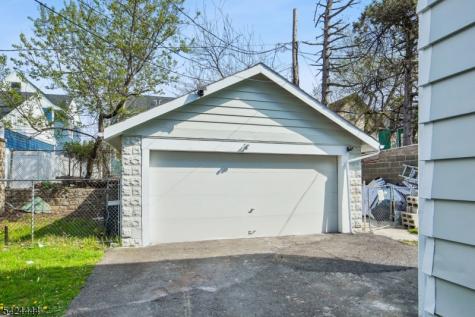 36 Chelsea Avenue East Orange NJ 07018