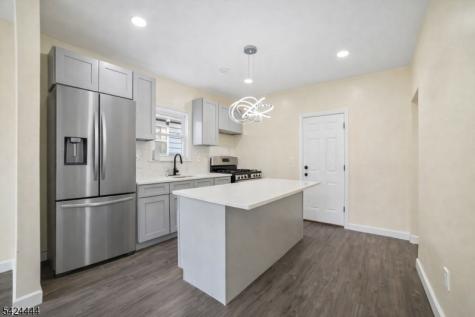 36 Chelsea Avenue East Orange NJ 07018