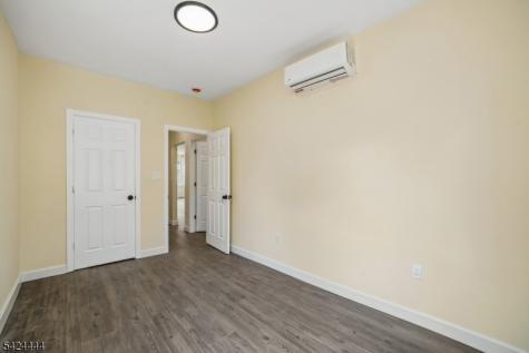 36 Chelsea Avenue East Orange NJ 07018