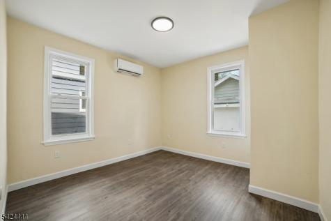 36 Chelsea Avenue East Orange NJ 07018