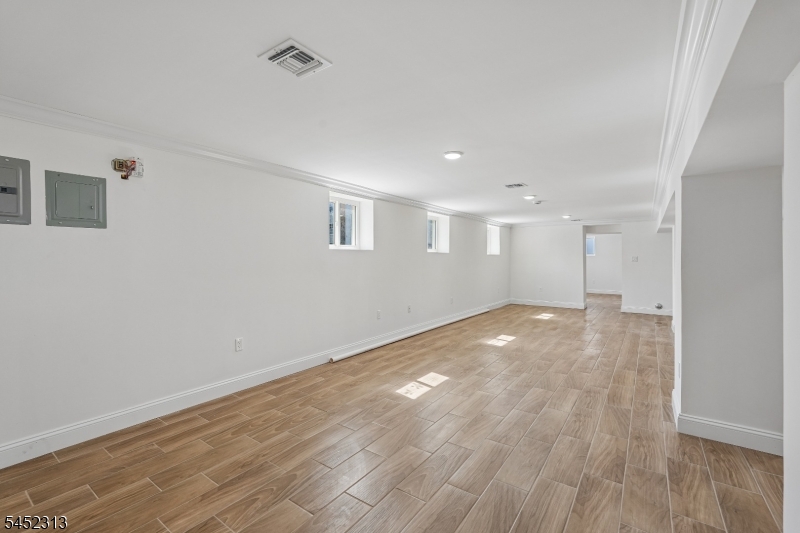 29 S 2nd Street Elizabeth NJ 07206