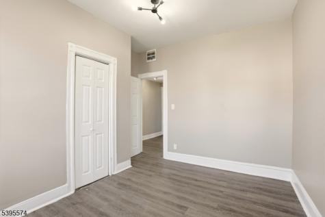 233 N 18th Street East Orange NJ 07017