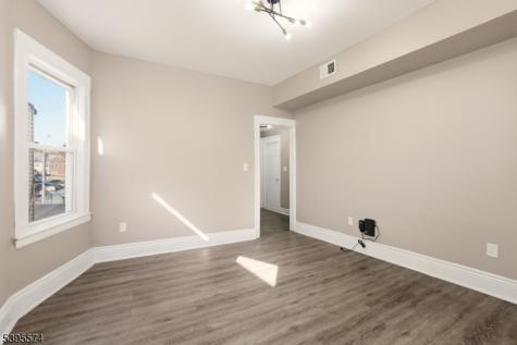 233 N 18th Street East Orange NJ 07017