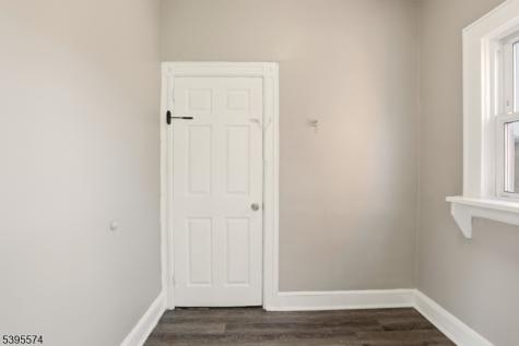 233 N 18th Street East Orange NJ 07017