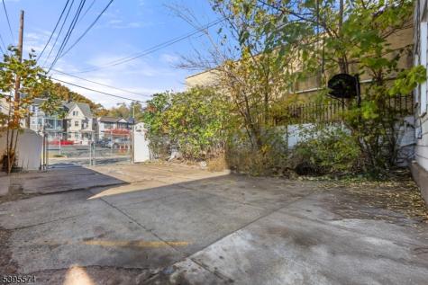 233 N 18th Street East Orange NJ 07017