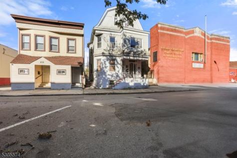 233 N 18th Street East Orange NJ 07017