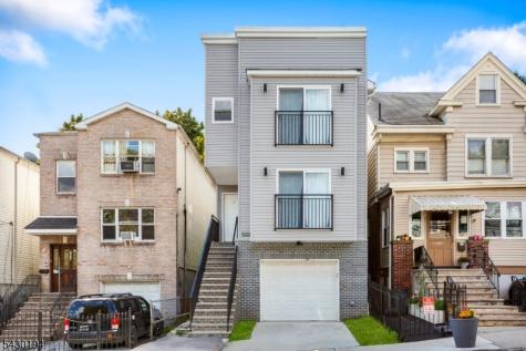 1081 18TH Avenue Newark NJ 07106