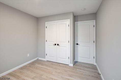 1081 18TH Avenue Newark NJ 07106