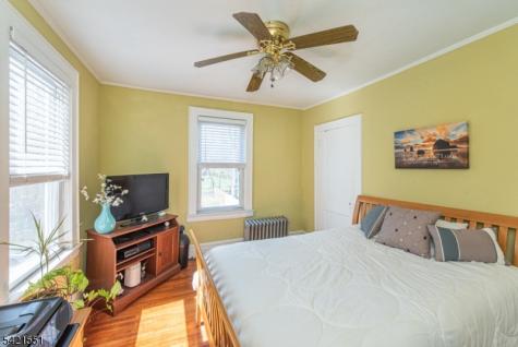 32 Irving Street Montclair NJ 07042
