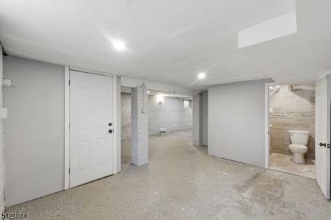 301 Ellis Avenue Irvington NJ 07111