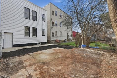 301 Ellis Avenue Irvington NJ 07111