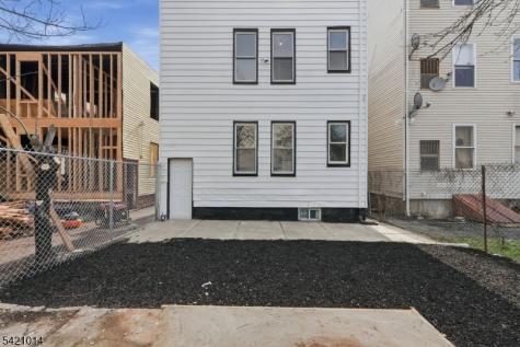 301 Ellis Avenue Irvington NJ 07111
