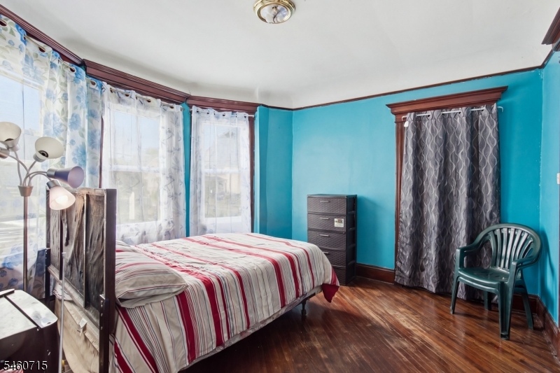1053 Sanford Avenue Irvington NJ 07111