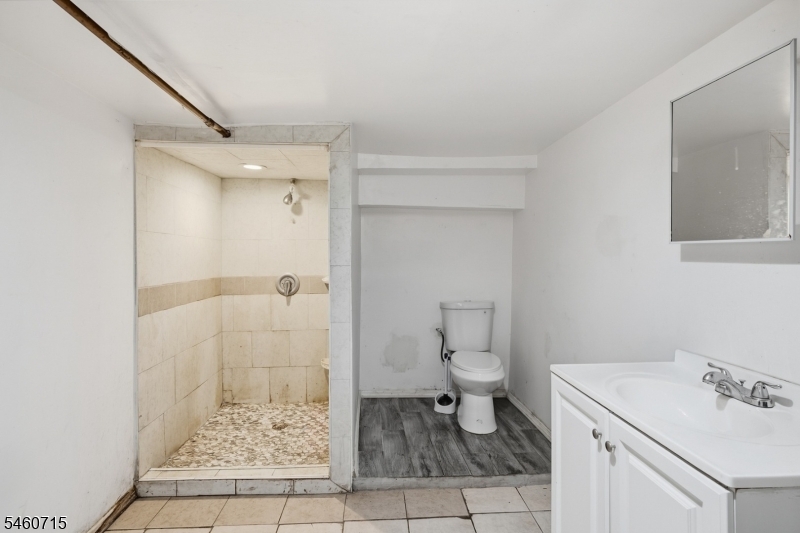 1053 Sanford Avenue Irvington NJ 07111