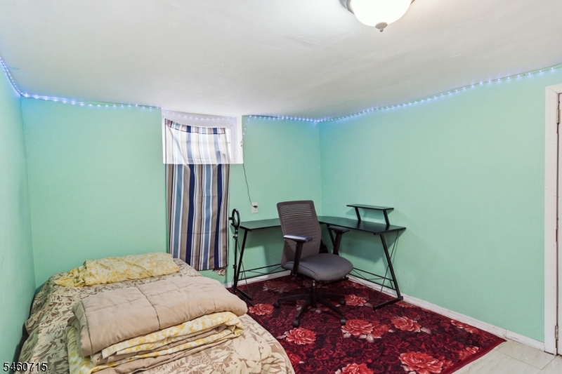 1053 Sanford Avenue Irvington NJ 07111