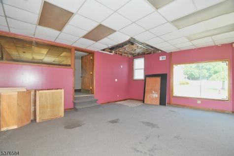 511 W Westfield Avenue Roselle Park NJ 07204