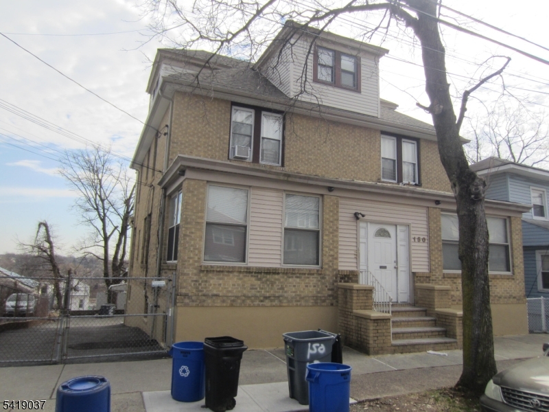 150 Hillside Terrace Irvington NJ 07111