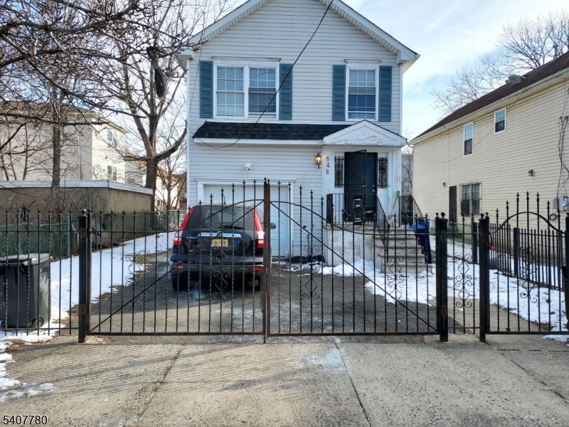 648 S 15th Street Newark NJ 07103
