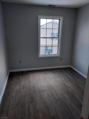 648 S 15th Street Newark NJ 07103