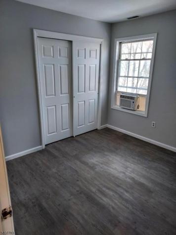 648 S 15th Street Newark NJ 07103
