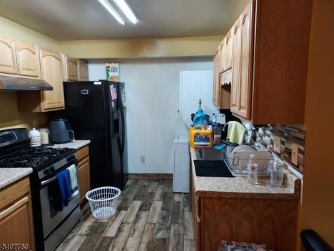648 S 15th Street Newark NJ 07103