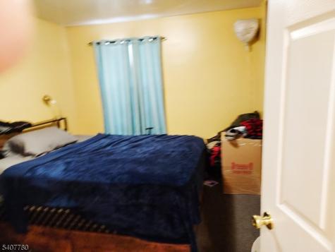 648 S 15th Street Newark NJ 07103