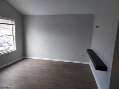 648 S 15th Street Newark NJ 07103