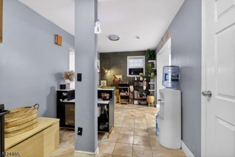 819 Lyons Avenue Irvington NJ 07111