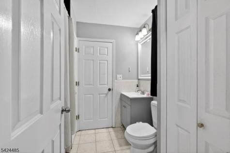 819 Lyons Avenue Irvington NJ 07111