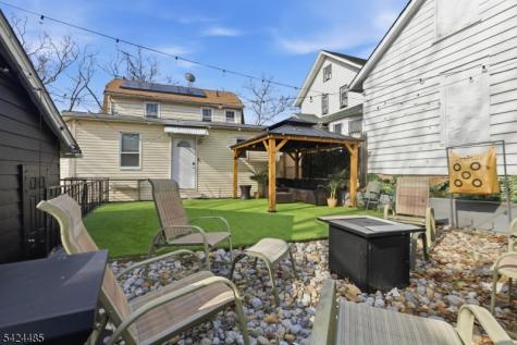 819 Lyons Avenue Irvington NJ 07111