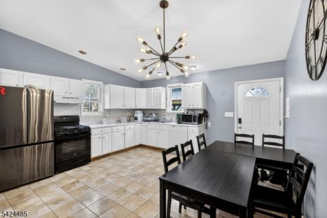 819 Lyons Avenue Irvington NJ 07111