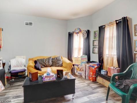 102 N 17th Street East Orange NJ 07017