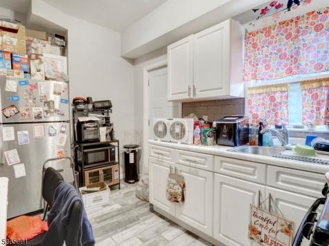 102 N 17th Street East Orange NJ 07017