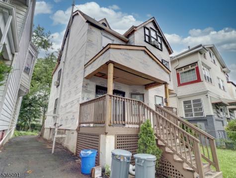 102 N 17th Street East Orange NJ 07017