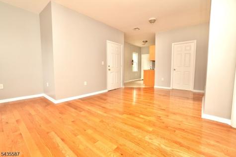 395 S 15th Street Newark NJ 07103