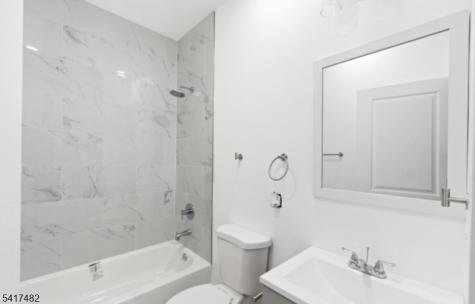 858 S 16th Street Newark NJ 07108