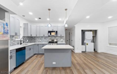 858 S 16th Street Newark NJ 07108